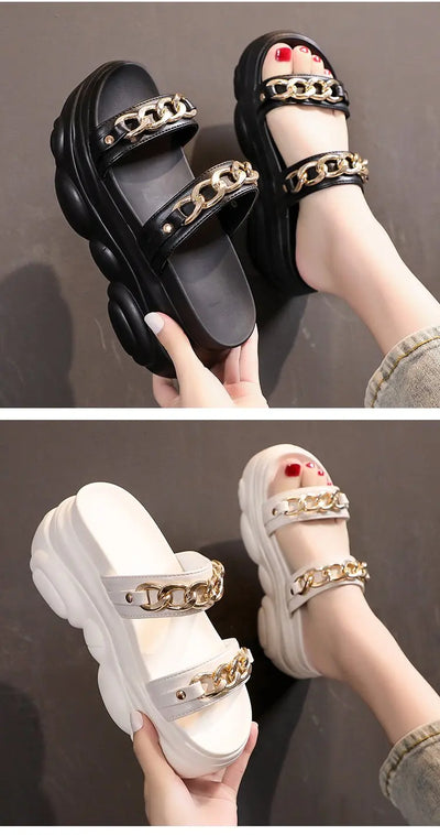 Pantuflas Slip-On con Plataforma y Cadena Decorativa - Image 11