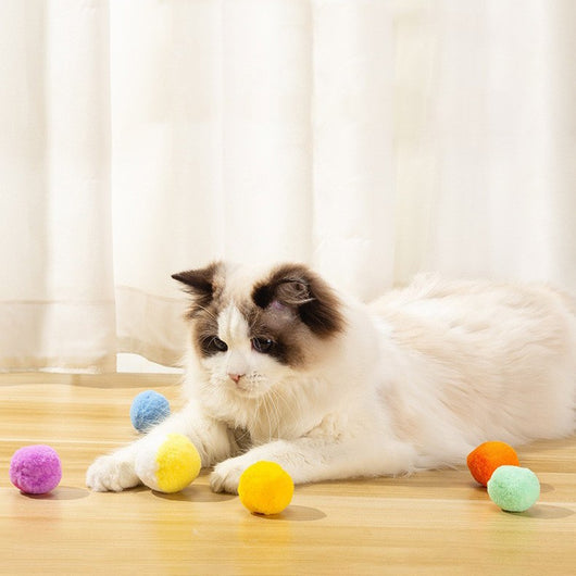 Pelota Silenciosa para Gatos - Alta Elasticidad y Colores Vibrantes