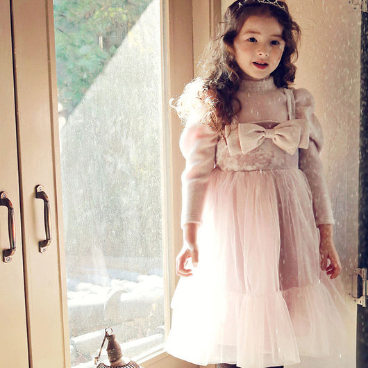 Vestido Acolchado para Niña con Moño de Tela - Image 7