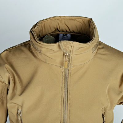 Abrigo Táctico Impermeable con Capucha Ajustable y Camuflaje - Image 21