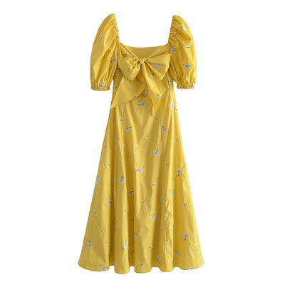 Vestido Floral con Escote Cuadrado y Moño en la Espalda