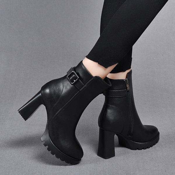 Botas de Tacón Alto Plataforma en Cuero con Hebilla - Elegancia y Comodidad