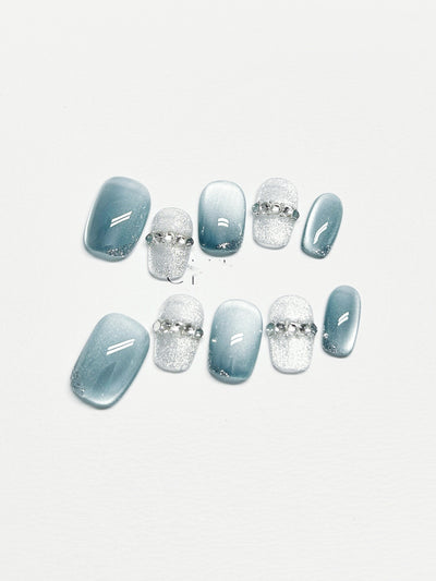 Uñas Postizas Blancas de Diseño Elegante y Alta Calidad - Image 5