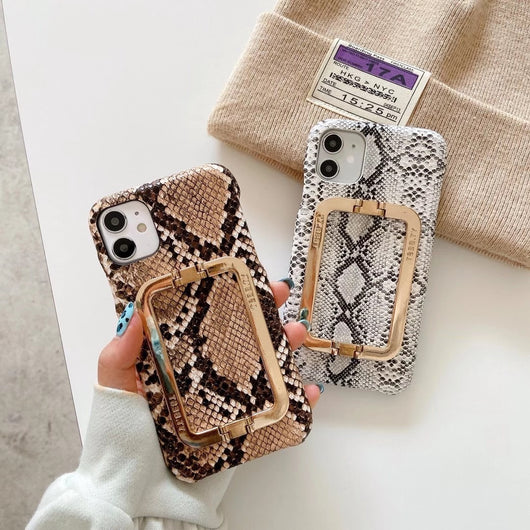 Funda Protectora con Patrón Geométrico y Soporte Metálico - Image 12