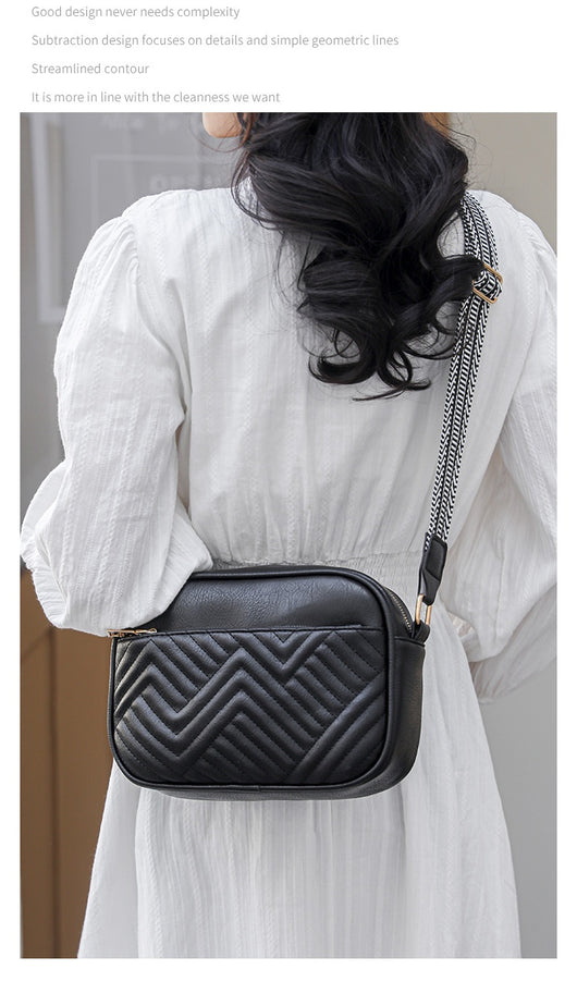 Bolsa Mensajera Cuadrada Estilo Europeo para Mujer - Image 9