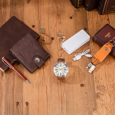 Set de Regalo Premium para Hombre: Cartera, Power Bank, Llavero y Reloj de Cuarzo - Image 5