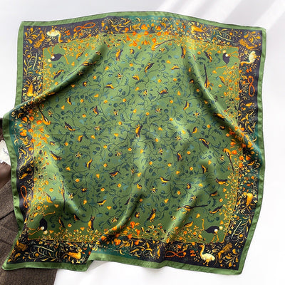 Pañuelo de Seda Estampado Floral Literario para Otoño e Invierno - Image 9