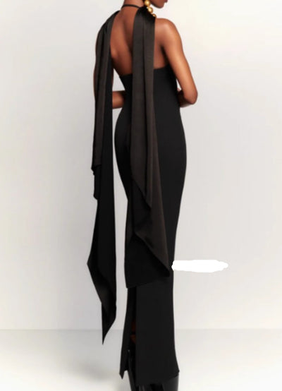 Vestido Elegante Texturizado para Eventos y Gala con Escote Halter - Image 5