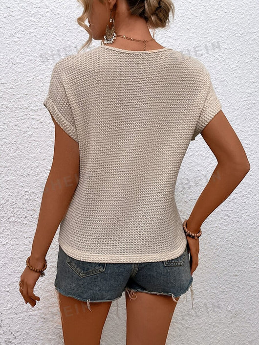 Top Corto de Algodón Waffle con Cuello Abierto y Detalles Calados - Image 9