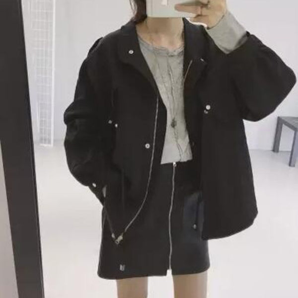 Chaqueta Corta Estilo Capa Suelta con Detalles de Herramientas