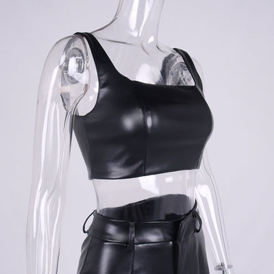 Conjunto de Dos Piezas: Chaleco Crop y Pantalón de Cuero - Image 10