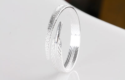 Pulsera Ajustable Pluma de Ángel - Image 17
