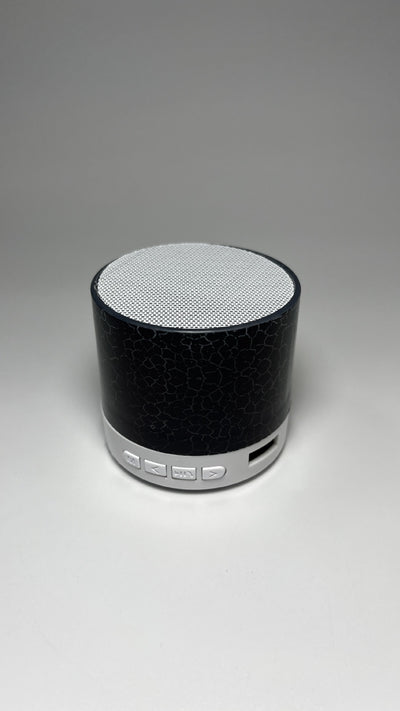 Altavoz Bluetooth Portátil A9 Mini con Subwoofer y Luz LED - Image 8