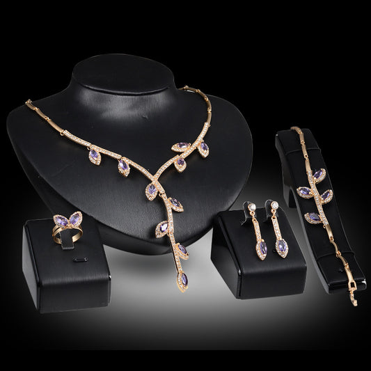 Conjunto de Joyería Artística Rama: Collar, Aretes, Pulsera y Anillo