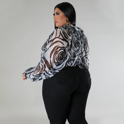 Blusa de Gasa Talla Grande con Cuello Redondo y Tirantes Ajustables - Image 32