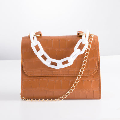 Bolsa Cuadrada de Red con Cadena Gruesa Dorada - Image 11