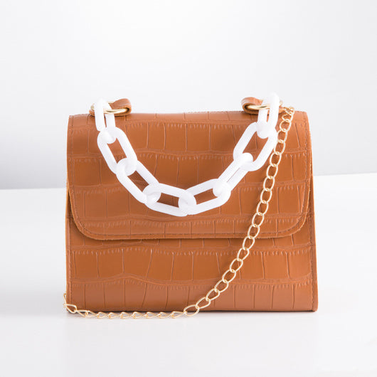 Bolsa Cuadrada de Red con Cadena Gruesa Dorada - Image 11