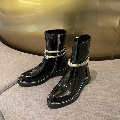 Botas Martin de Cuero Charol Negro con Punta Aguda - Estilo Británico para Mujer - Image 5