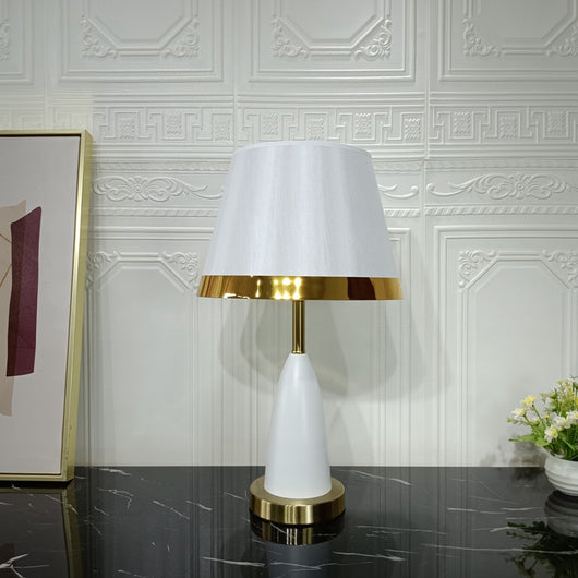 Lámpara de Escritorio Decorativa Metal - Iluminación Elegante para tu Dormitorio - Image 62