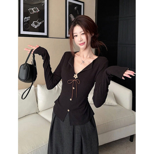 Blusa Elegante Francesa Cuello V Manga Larga Ajustada con Botones - Image 3