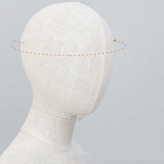 Maniquí de Escote Femenino en Fibra de Vidrio con Manos de Madera - Image 19