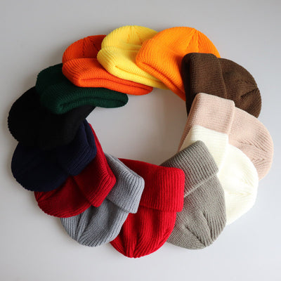 Gorro de Lana Tejida con Detalle de Cuero Melón para Hombre y Mujer - Image 21
