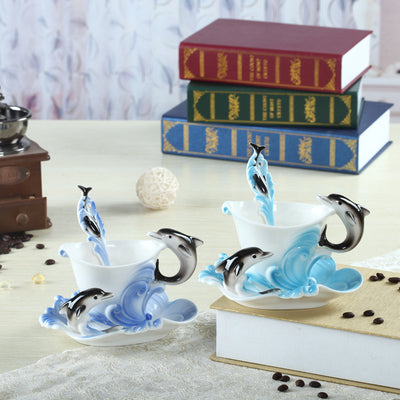 Taza de Café Delfín de Porcelana Lang Pintada a Mano con Platillo