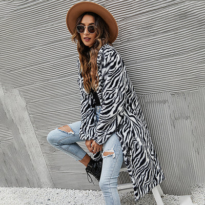Blusa de Manga Larga con Estampado Cebra y Botones de Cuerno - Image 10