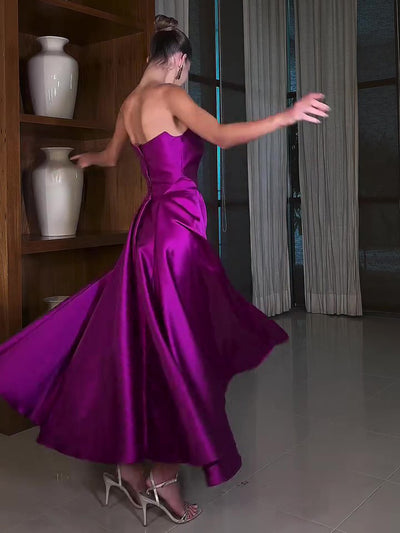 Vestido Satinado con Falda Amplia y Escote Tubo - Image 3