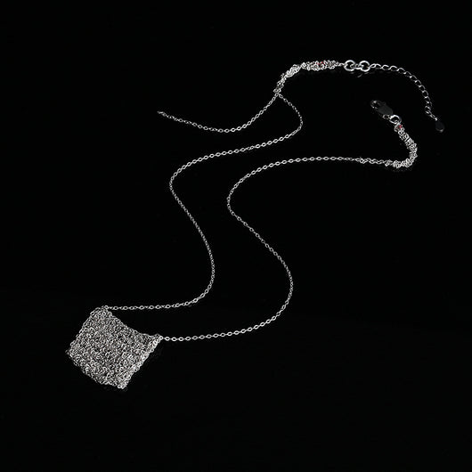 Collar de Plata Esterlina con Diseño de Bolsa de la Suerte para Mujer - Image 4