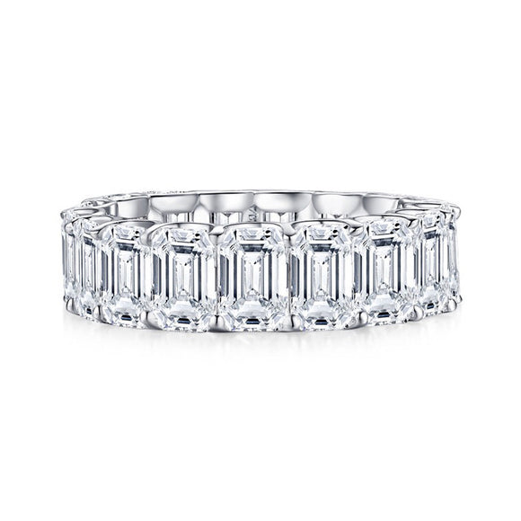 Anillo de Plata Esterlina con Diamante de Carbono Alto