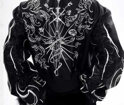 Chaqueta de Cuero Corta con Bordado en Espalda - Image 5