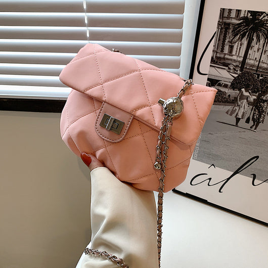 Bolso Bandolera de Diamantes Elegante y Minimalista - Image 7