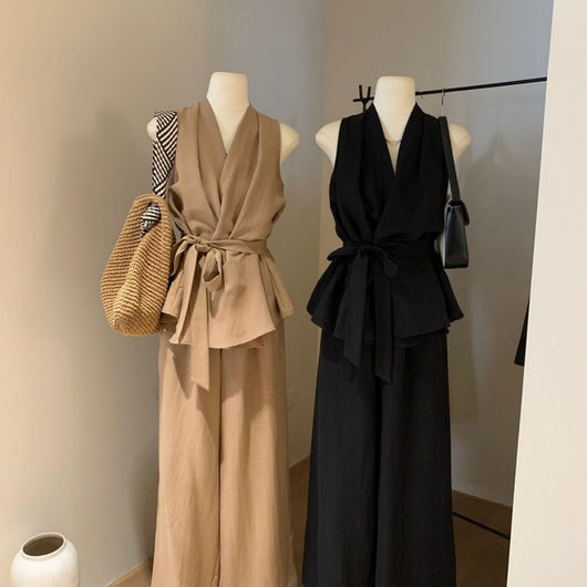 Conjunto Verano Elegante: Blusa sin Mangas Ceñida con Cordones y Pantalón Ancho de Cintura Alta
