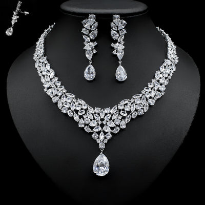 Conjunto de Collar y Aretes de Circonita para Novia - Image 7