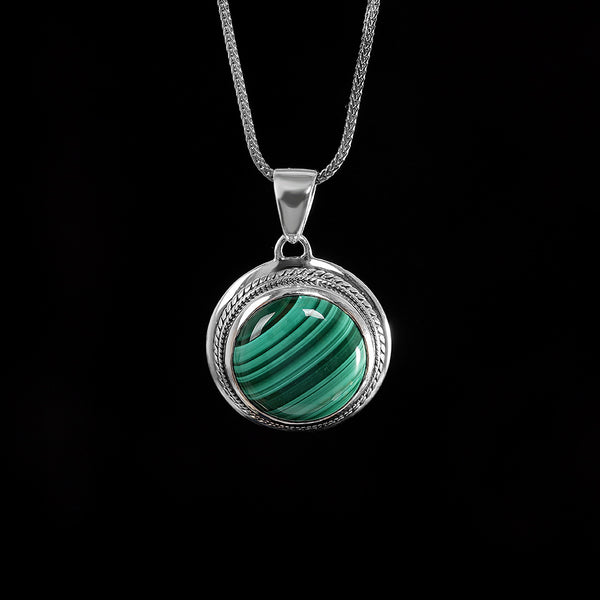 Pendiente de Plata 925 con Malaquita Incrustada - Diseño Minimalista - Image 3