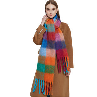 Bufanda Gruesa Jacquard con Lunares y Borlas - Image 33