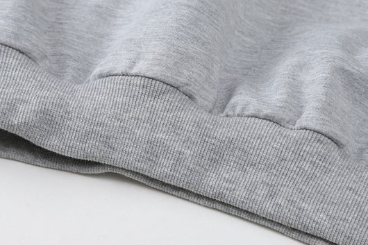 Suéter V-Neck Gris para Mujer - Diseño Minimalista y Sofisticado - Image 19