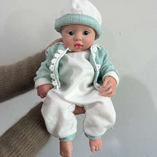 Muñeca Reborn de Silicona Realista que Bebe y Orina - Image 5