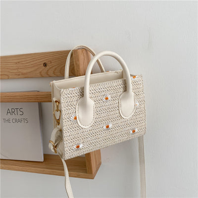 Bolsa Tejida Estilo Occidental Bandolera Cuadrada Pequeña con Margaritas - Image 12