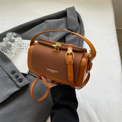 Bolso Mensajero Minimalista de Cuero para Mujer - Image 6
