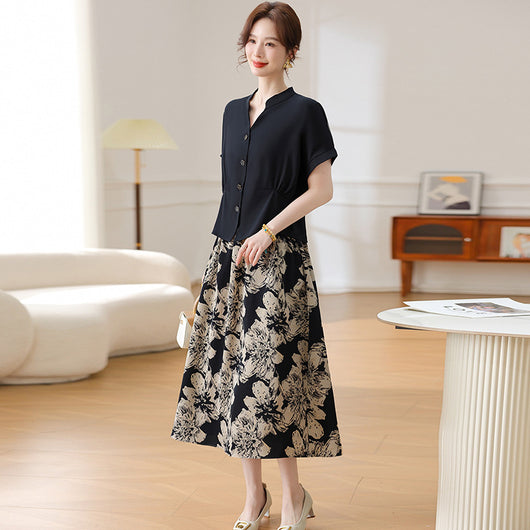 Conjunto de Falda y Blusa Corta Dos Piezas - Image 6