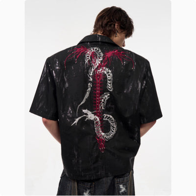 Camisa Blanca Manga Corta para Hombre con Hombreras Serpiente y Detalles Dorados - Image 10