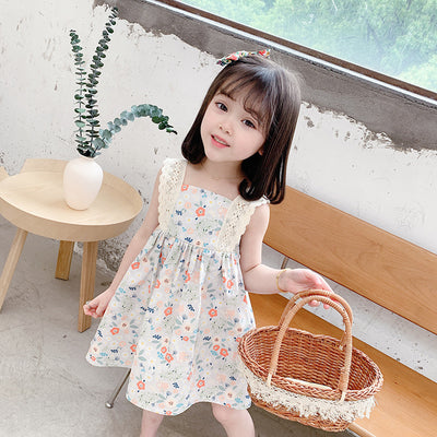 Vestido Princesa de Encaje con Tirantes Finos - Image 11
