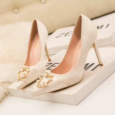 Zapatos de Tacón Stiletto Elegantes para Bodas y Eventos - Image 3