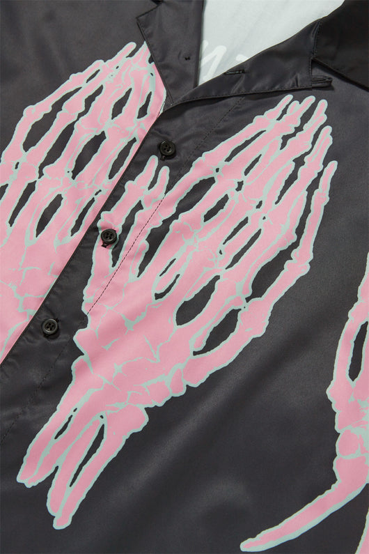 Camisa Suelta con Estampado Calavera y Mano Fantasmal - Image 18