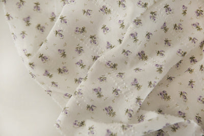 Tela Jacquard de Algodón Estampado Floral Púrpura Estilo Vintage Francés - Image 9