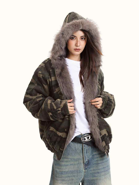Chaqueta Acolchada con Capucha y Estampado Camuflaje - Image 2