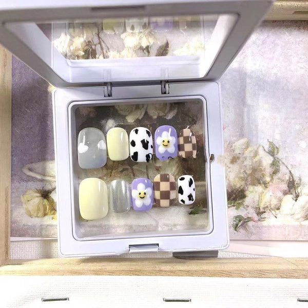 Parches de Uñas Artesanales Cuadros Adorables