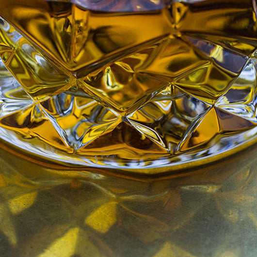 Vaso de Whiskey de Cristal Japonés Estilo Minimalista con Caja de Madera - Image 14
